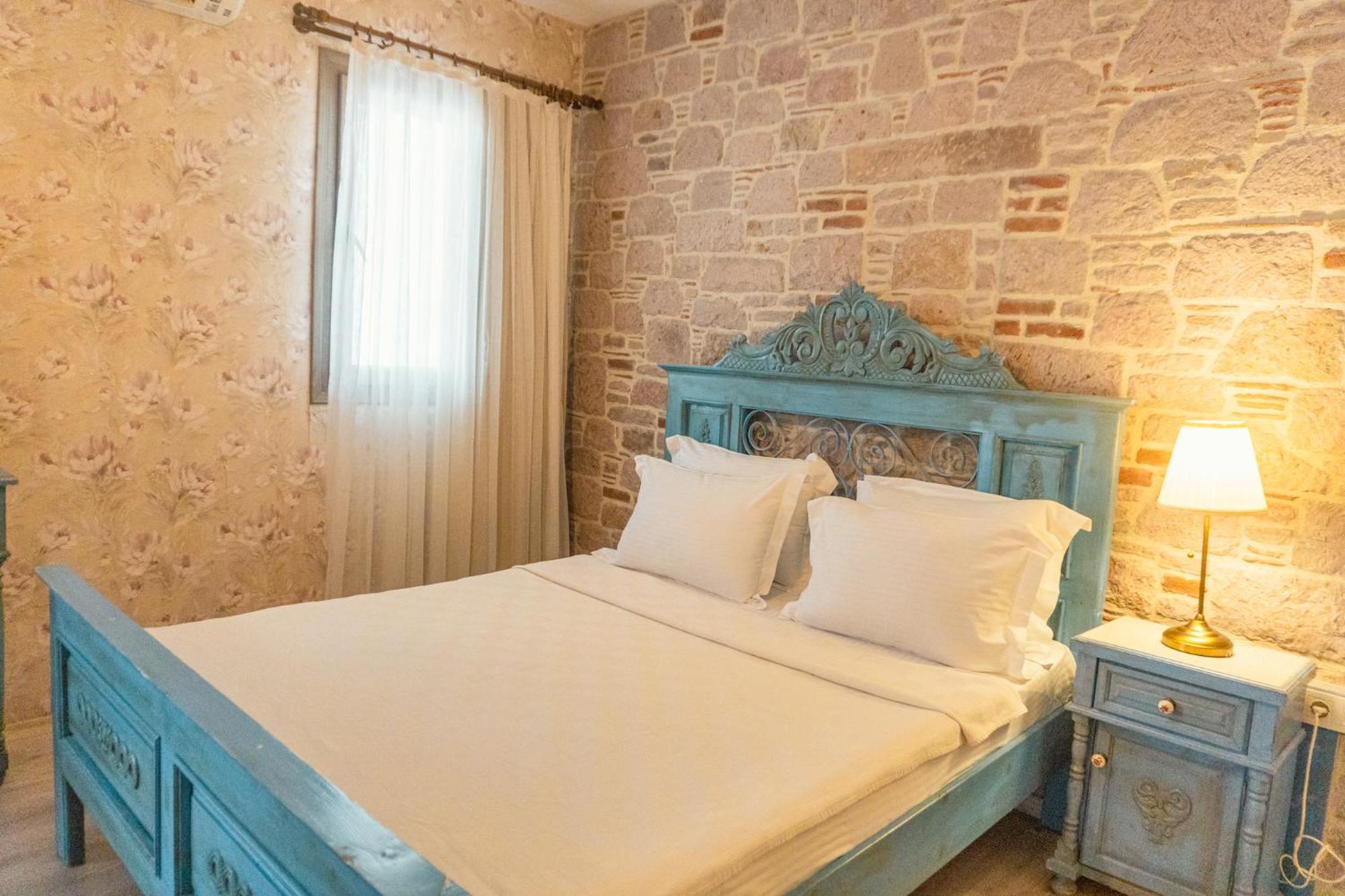 Cunda Mor Limon Otel Ayvalı Eksteriør billede