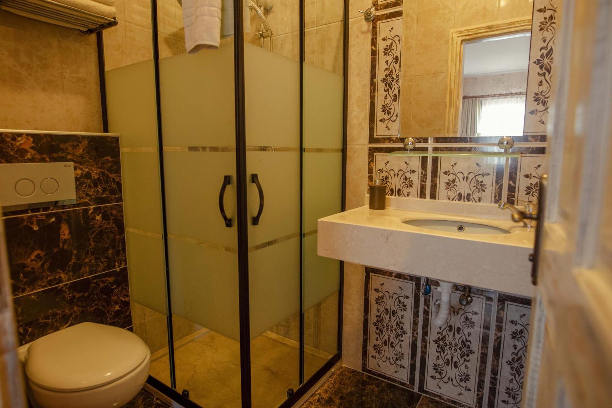 Cunda Mor Limon Otel Ayvalı Eksteriør billede